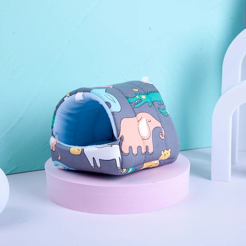 48482800402777|48482800435545|48482800468313|48482800501081